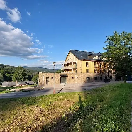 Apartmán Deluxe S Terasou 3 Ski&bike By Alkatravel